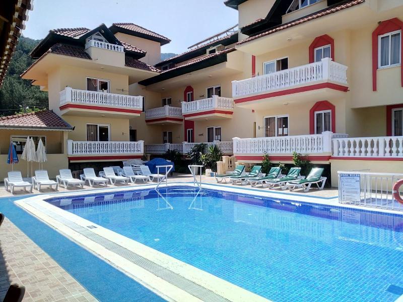 Sun Apart Hotel İçmeler Extérieur photo